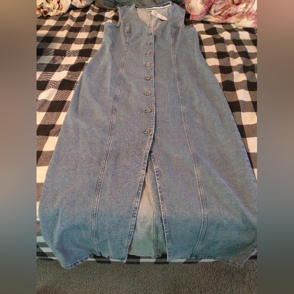 New with tags Abercrombie and Fitch Denim dress - Picture 3 of 3